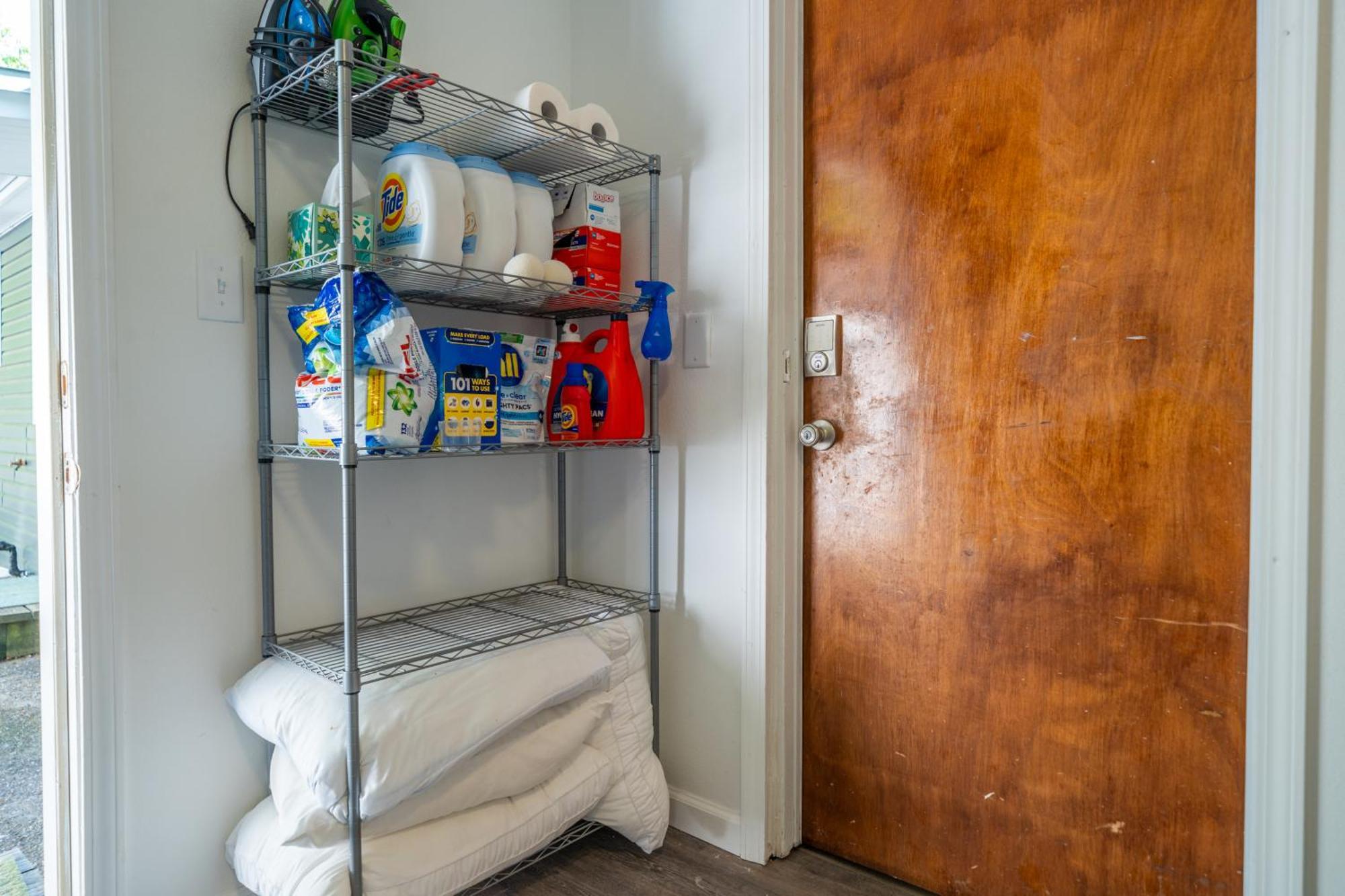 Cedar Blossom Bungalow Is A Cozy Getaway With A 5 Minute Walk To Downtown! Hot Springs Esterno foto
